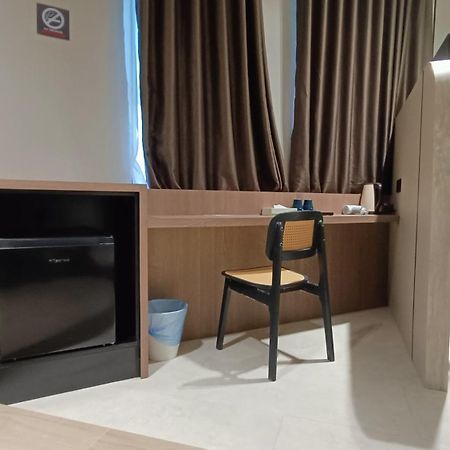 Urban Inn, Serai Wangi Padang Serai Экстерьер фото
