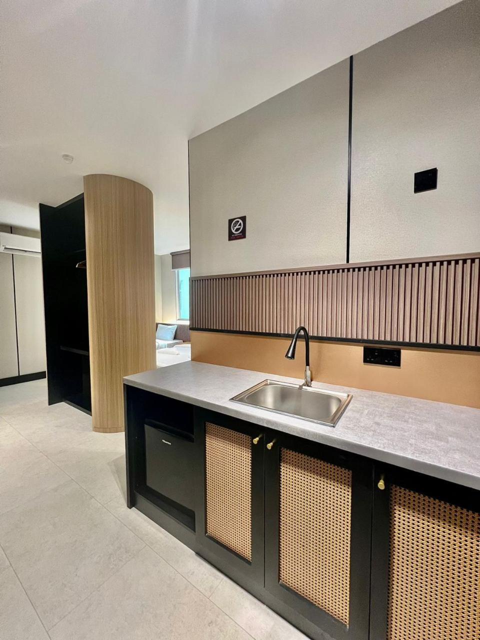 Urban Inn, Serai Wangi Padang Serai Экстерьер фото